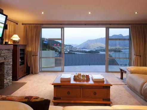 5B Manata Lane, Fernhill/Sunshine Bay