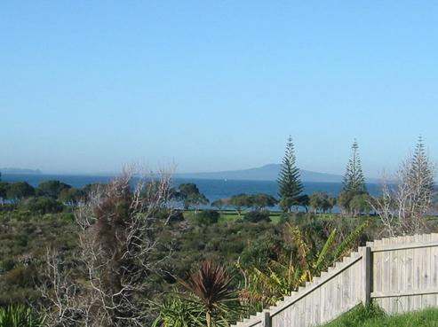 50 Kotanui Avenue, Army Bay
