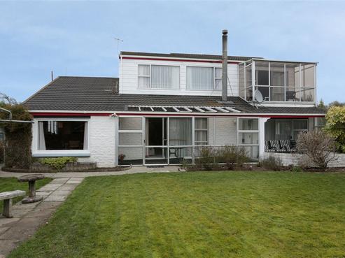68 Gladstone Terrace, Gladstone