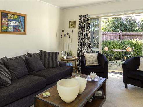 1/59 Riverside Road, Orewa