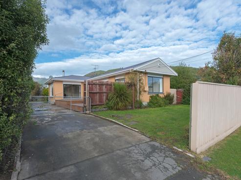 26 Curries Road, Hillsborough