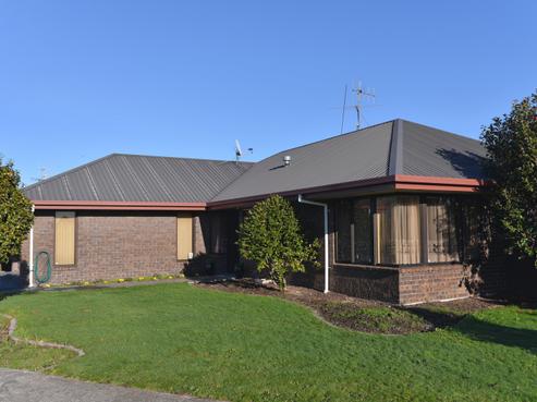 72 Aldinga Avenue, Stoke
