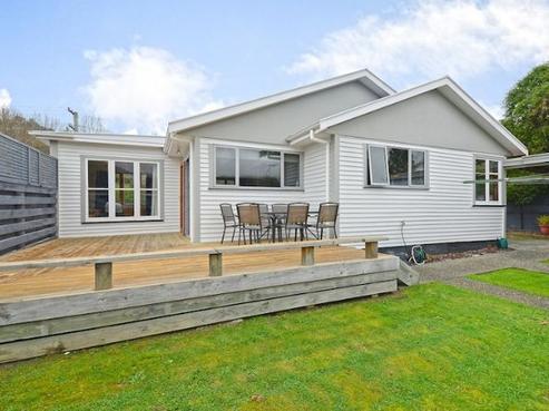 35 Heretaunga Square, Silverstream
