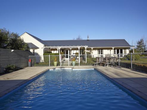 2025 South Eyre Road, West Eyreton