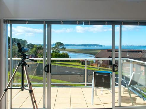 144 West Harbour Drive, West Harbour