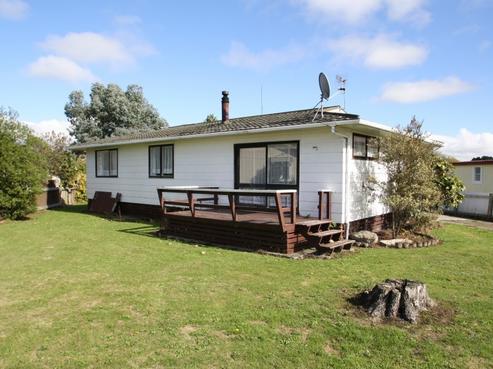84 Alexandra Street, Marton