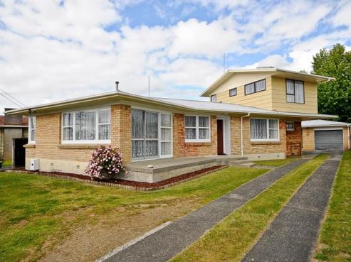 61 Sandwich Road, Saint Andrews