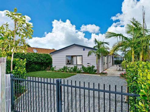 7A Fraser Road, Narrow Neck