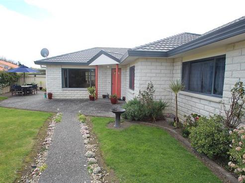 12 Alderney Way, Taradale