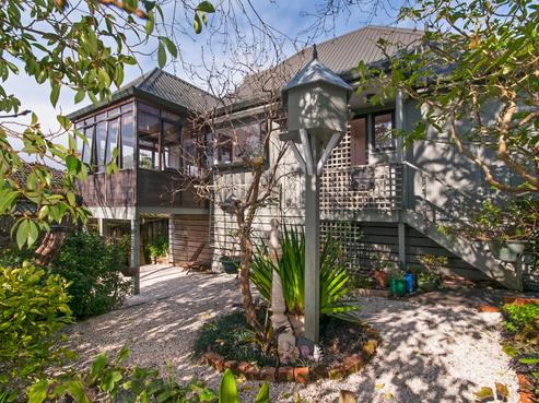 24 Beach Road, Mellons Bay