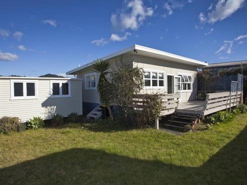 321B Rangi Avenue, Whangamata