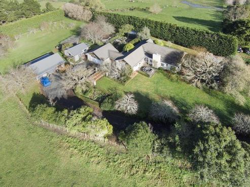 31 Estuary View Road, Waiau Pa