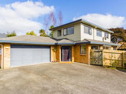 12A Solana Court, Botany Downs