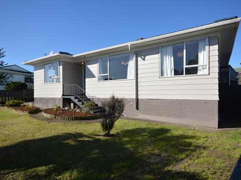 10 Flinders Place, Otara