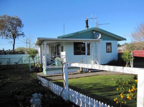 19 Saint Clair Street, Takapau
