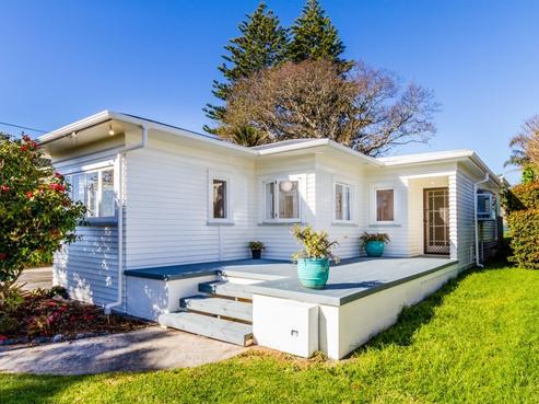 20 Walker Road, Point Chevalier