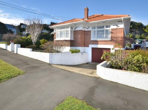 86 Botha Street, Tainui