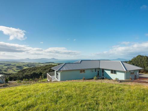 345 Massey Road, Waipu