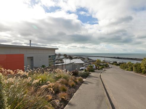 122 Glenstrae Road, Redcliffs
