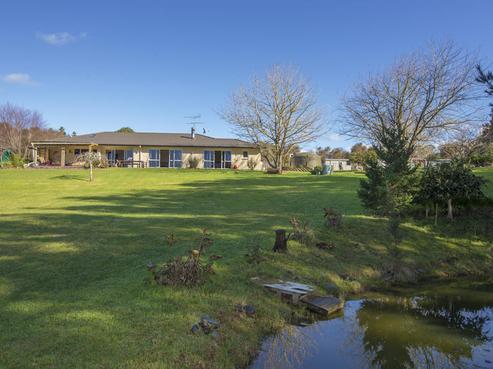 14 Muncaster Road, Snells Beach