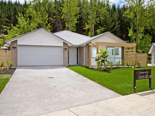 38 Crabb Fields Lane, Riverhead