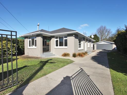 93 Englefield Road, Northwood