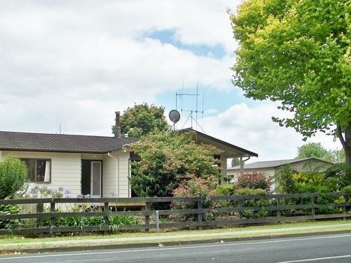 115 Carlyle Street, Leamington