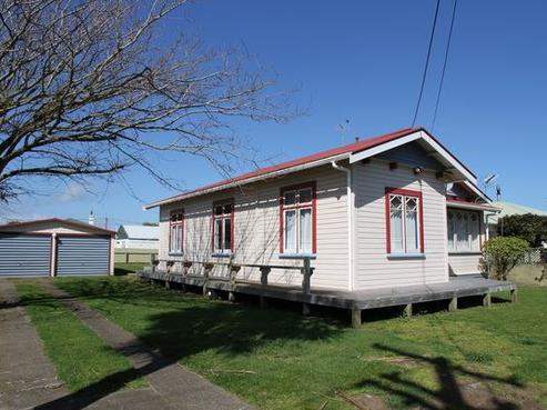 16 Disraeli Street, Hawera