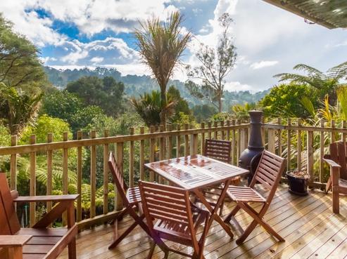 134 Victory Road, Laingholm