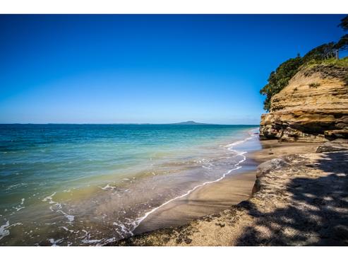 93A Churchill Road, Murrays Bay