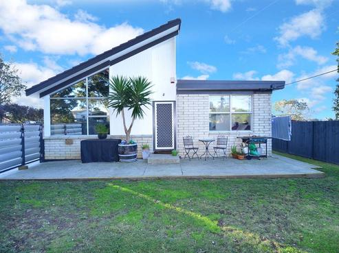 1/307 Wairau Road, Totara Vale