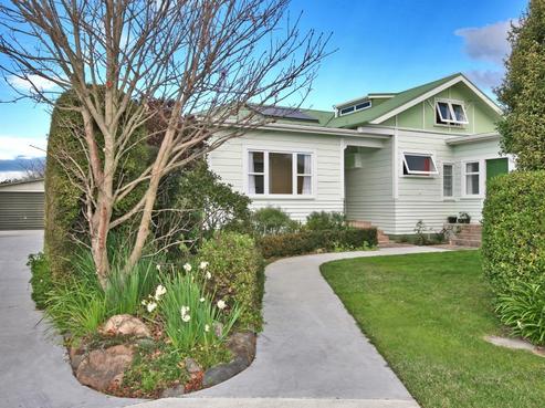 308 Townshend Street, Saint Leonards