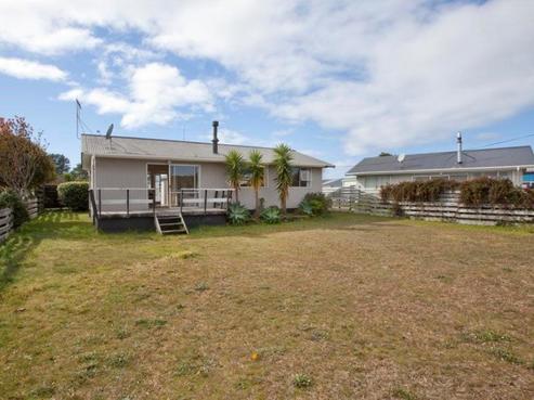 214 Tui Road, Whangamata