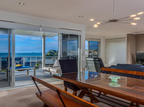 10 Anderson Place, Langs Beach