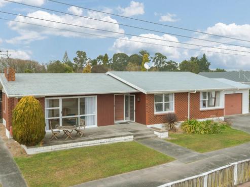 36 Chesterman Road, Riverlea