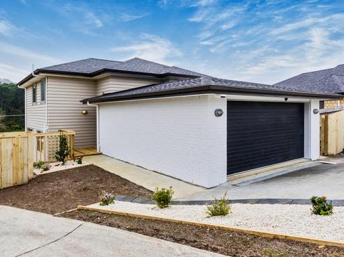 61 Bradnor Meadows Drive, Swanson