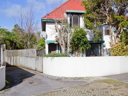 7/21 Mcbain Grove, Avalon