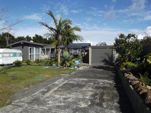4 Jeeves Place, Tikipunga