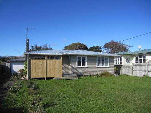 24 Te Rauparaha Street, Otaki