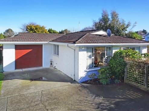 18A Cruickshank Crescent, Rosedale