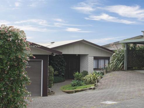 42 Raumati Crescent, Onerahi