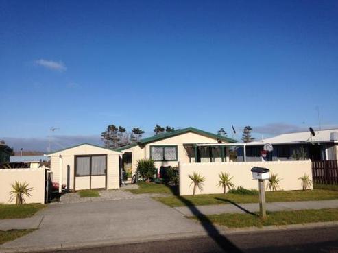 384 Pukehina Parade, Pukehina