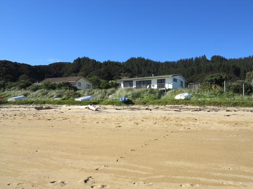 23 Cornwall Place, Tata Beach