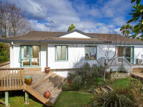 17 Kura Place, Torbay