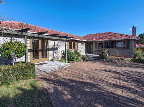 11 Otonga Road, Springfield