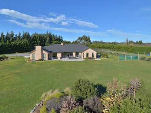 50 Peacock Place, Swannanoa