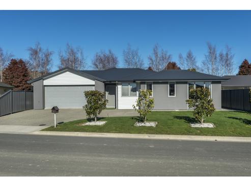 3 Ernest Place, Brightwater