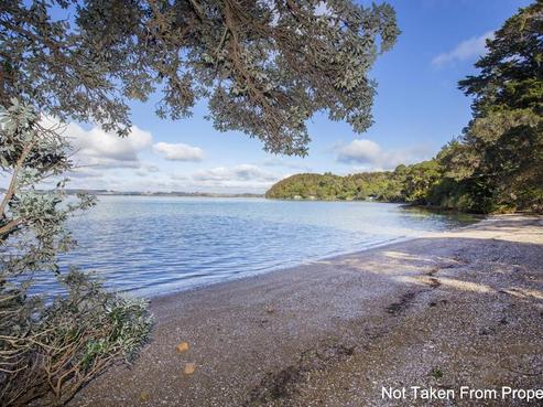 419 Leigh Road, Whangateau