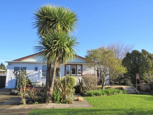 42 Kent Street, Carterton