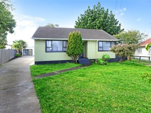 4 Tate Place, Otara